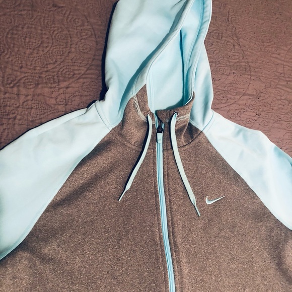 Nike Therma-Fit Hooded Zip-Up - Picture 2 of 6